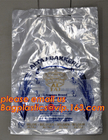 A chiusura lampo stia sul wicket biodegradabile della borsa del wicket del polietilene del sacchetto con l'intestazione della carta